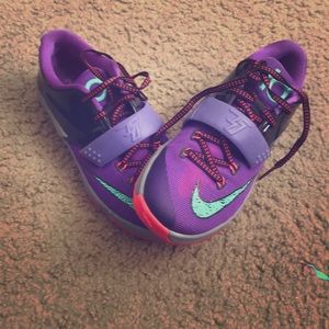 Basketball/ causal shoe